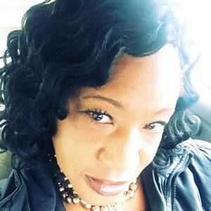 Meet your Posher, Debra